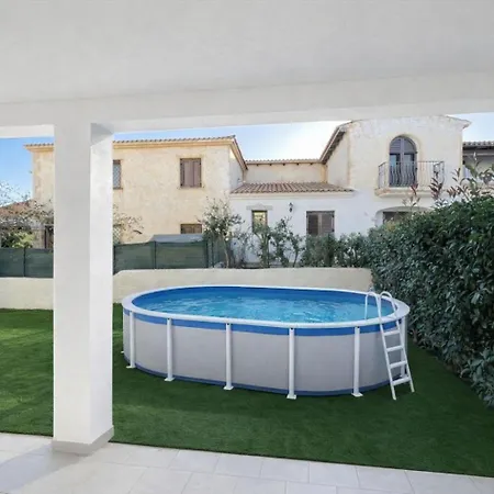 Tatil Evi Acquamarina Luxury House Budoni